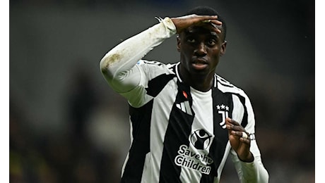 Juventus, lesione al bicipite femorale per Weah: obiettivo rientro per la Supercoppa contro il Milan