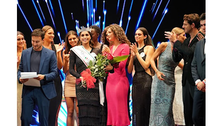 Il sogno di Elena si infrange in finale, Ofelia Passaponti vince Miss Italia