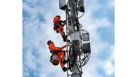 Svizzera, ricavi per 3,8 miliardi per il gigante delle telecomunicazioni che ha comprato Vodafone Italia
