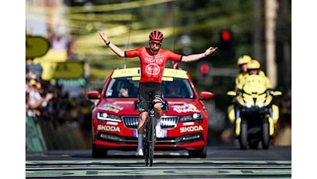 Tour de France: seconda tappa a Vauquelin, Pogacar in giallo