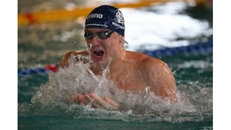Qui Riccione: Martinenghi is back ai Mondiali (59″16), Viberti nella finalina a 59″04. Sorpresa: Mao vince a 14 anni i 200 sl: 1’58″86. I cinquanta di Sara e Gargani, brivido Fangio. Il delfino di Costanza e i progressi di Bacico