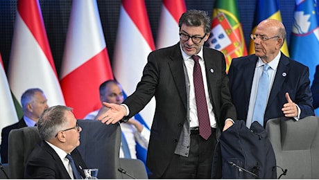 L'Ue non va contro l'Italia sul riarmo, ma parte con l'est e con chi ci sta (di A. Mauro, da Varsavia)