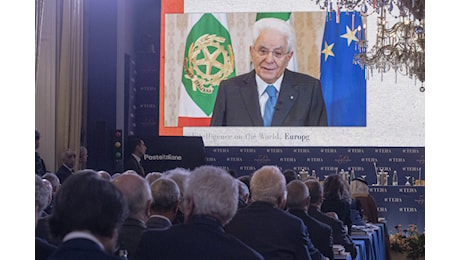 Mattarella: «Abbattere il debito è ineludibile, ma sono opinabili i giudizi dei mercati»