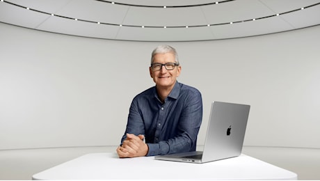 Tim Cook dona 1 milione di dollari al fondo per l’insediamento di Donald Trump