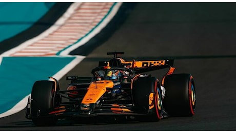 GP di Yas Marina, libere 3: McLaren si ripete, Piastri comanda davanti a Norris. Ferrari aspetta la qualifica