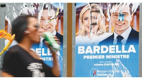 Francia al voto, Bardella fa paura alle banlieue: lui rivendica le origini popolari