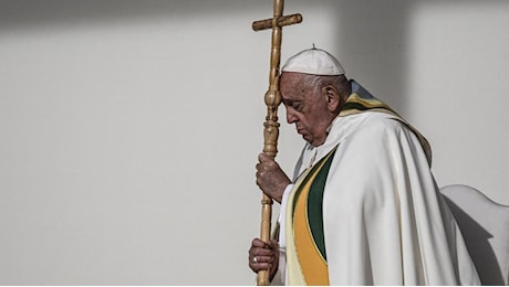 Il Papa sull’aborto: “I medici che lo praticano sono dei sicari”