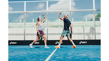 Il padel fa bene al benessere mentale: lo dice uno studio di ASICS