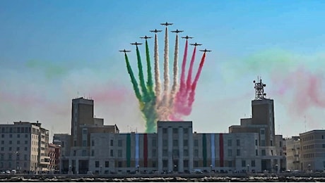 San Nicola, Frecce tricolori mercoledì 8 maggio in sorvolo su Bari. Passaggio visibile dal lungomare