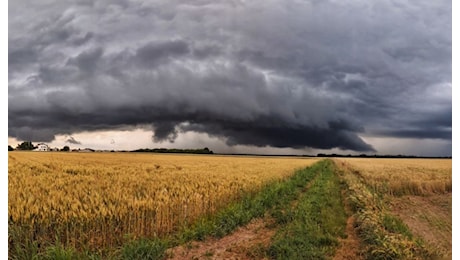 Allerta meteo gialla in provincia di Pavia per rischio rovesci e temporali