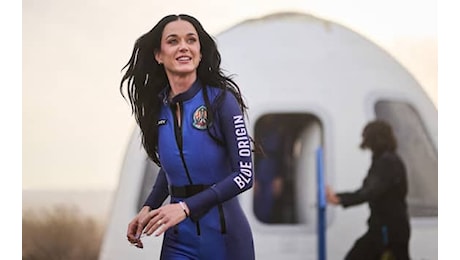 Katy Perry svela la scaletta del tour durante il viaggio nello spazio