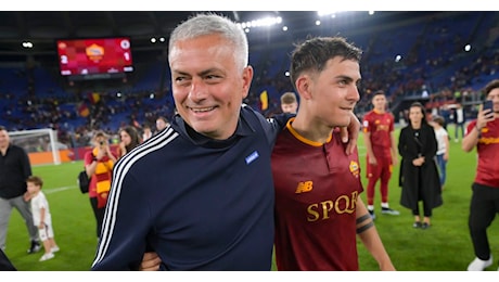 Mercato Roma, anche il Fenerbahce su Dybala: Mourinho sfida il Galatasaray