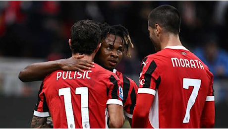 Chukwueze gol subito, poi il rosso a Reijnders e tanta sofferenza. Il finale thriller regala al Milan tre punti contro l'Udinese