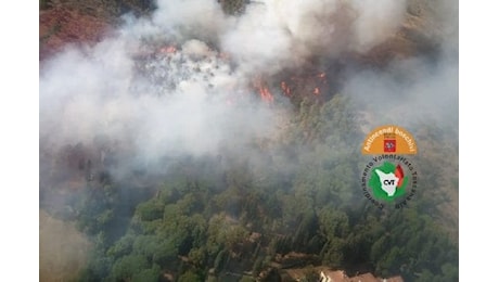 Incendio a Prato, due morti carbonizzati nel poligono di tiro, anche un ferito grave