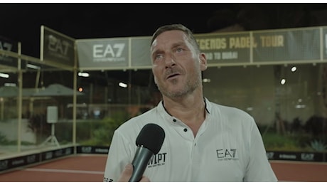 Totti all'EA7 World Legends Padel Tour: «Quando ho detto che voglio tornare in campo non scherzavo»