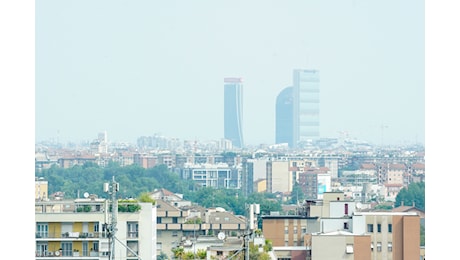 Smog, da martedì divieti di circolazione a Milano e in 7 province Lombardia: ecco chi è interessato