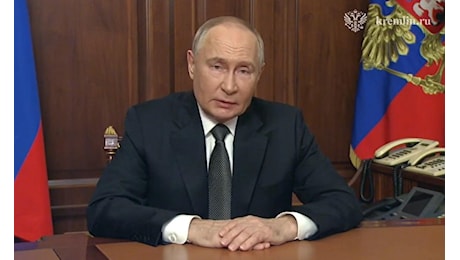 Putin, il discorso e la minaccia: Ora guerra è mondiale - Video