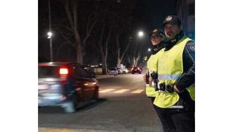 Roma, trenta incidenti nella notte di Capodanno. Due morti e un ferito grave