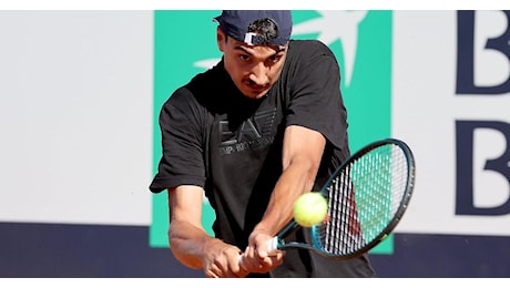 Subito fuori Lorenzo Sonego e la Errani, la Cocciaretto vince al terzo set