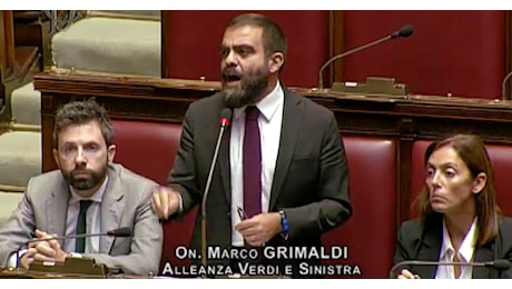 Grimaldi (Avs) in Aula: “Centro migranti in Albania? Un lager di Stato, il governo si vergogni”. E chiede informativa urgente a Meloni